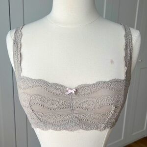 Victoria’s Secret Lace Bralette sz. S/P